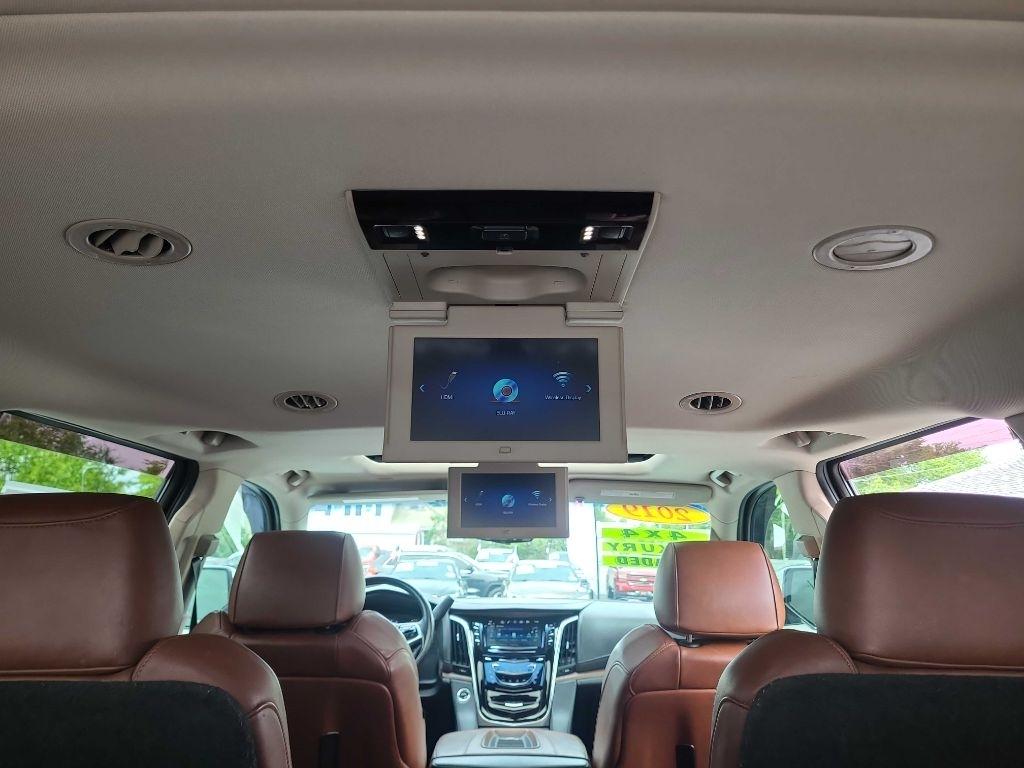 Cadillac Escalade ESV 4WD 4dr Premium Luxury 2019