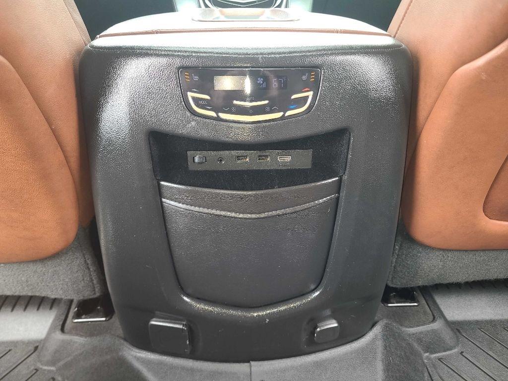 Cadillac Escalade ESV 4WD 4dr Premium Luxury 2019