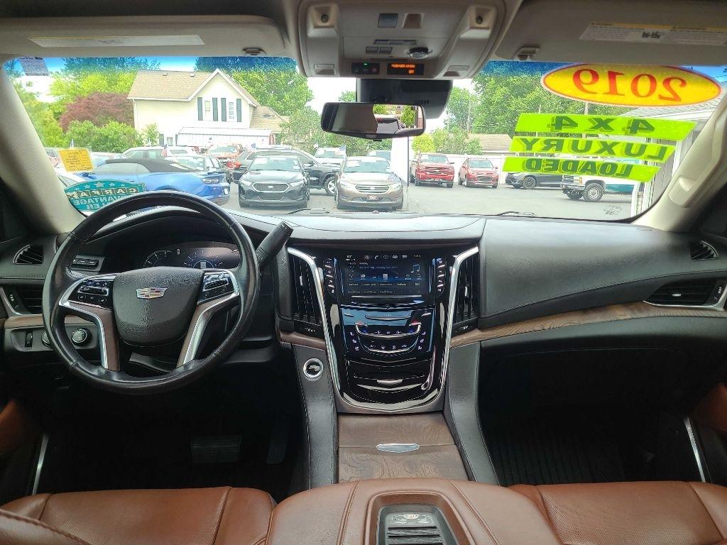 Cadillac Escalade ESV 4WD 4dr Premium Luxury 2019