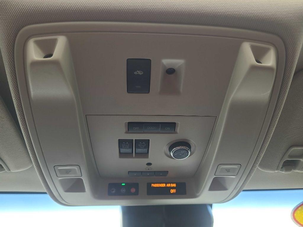 Cadillac Escalade ESV 4WD 4dr Premium Luxury 2019
