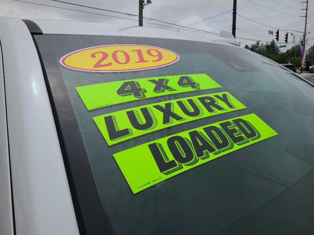 Cadillac Escalade ESV 4WD 4dr Premium Luxury 2019