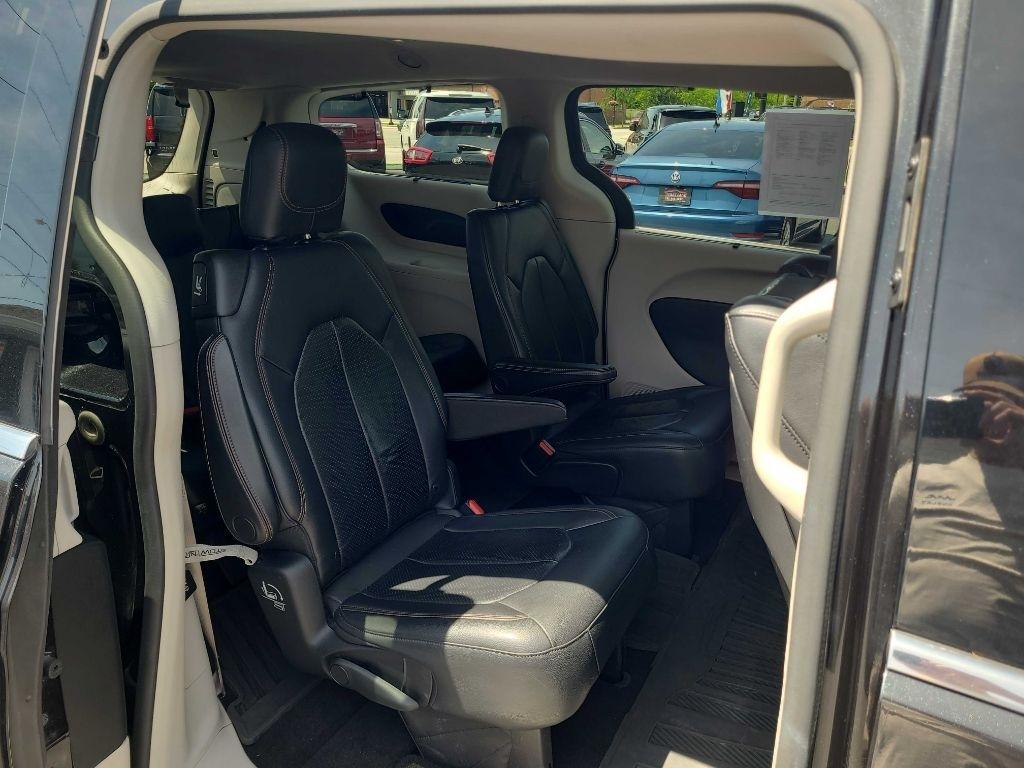 Chrysler Pacifica Touring L Plus FWD 2018