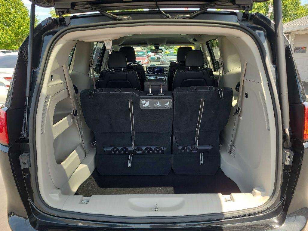 Chrysler Pacifica Touring L Plus FWD 2018