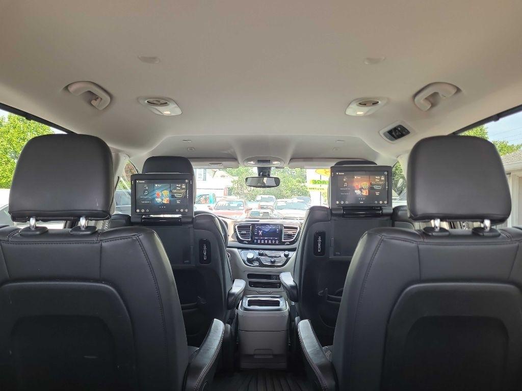 Chrysler Pacifica Touring L Plus FWD 2018