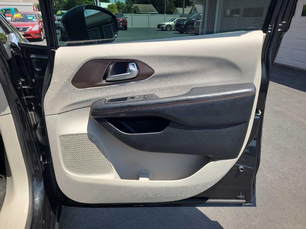 Chrysler Pacifica Touring L Plus FWD 2018