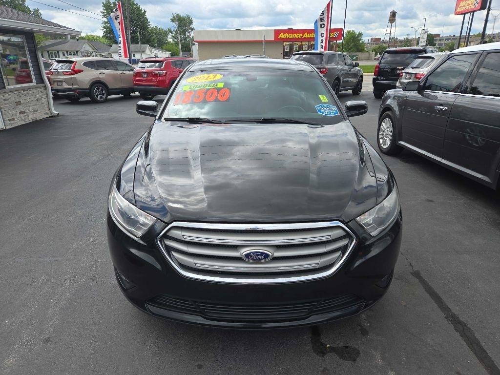 Ford Taurus 4dr Sdn SEL FWD 2013