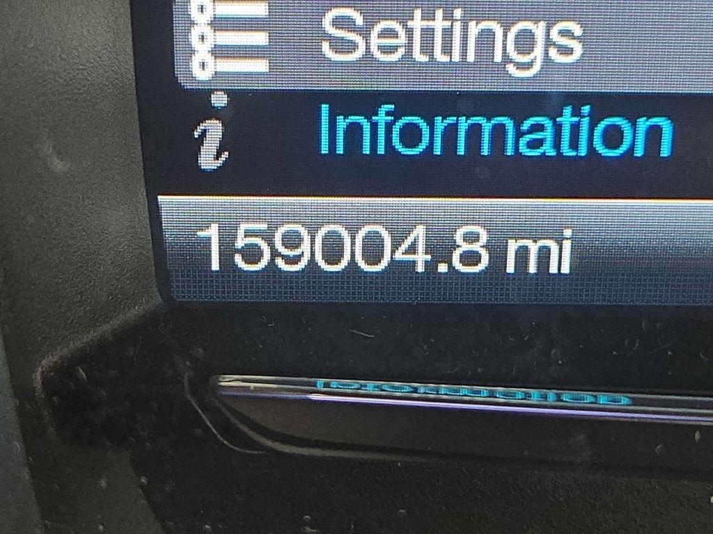 Ford Taurus 4dr Sdn SEL FWD 2013