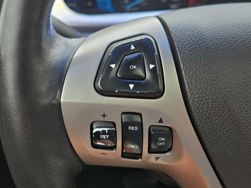 Ford Taurus 4dr Sdn SEL FWD 2013