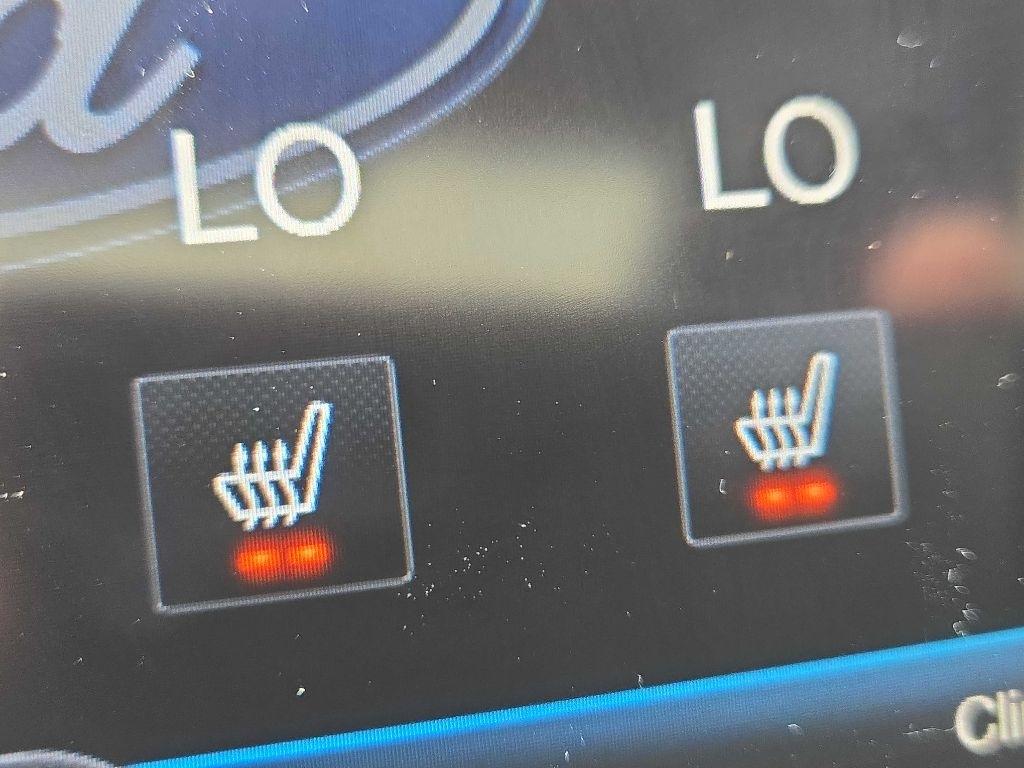 Ford Taurus 4dr Sdn SEL FWD 2013
