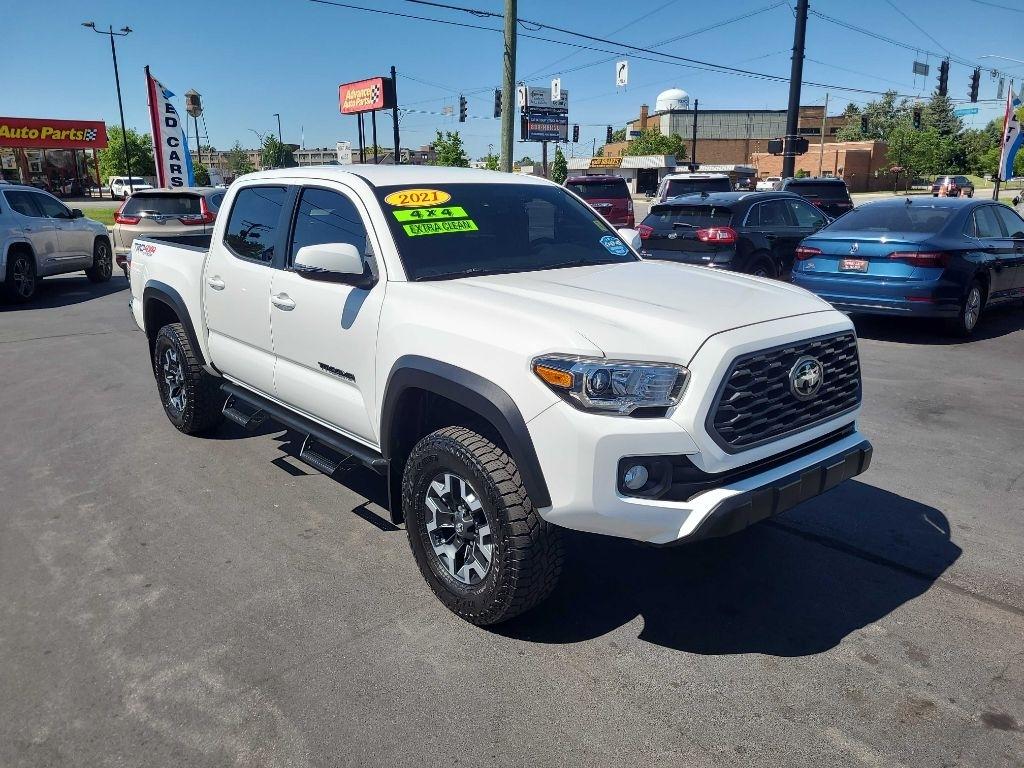 Toyota Tacoma 4WD SR Double Cab 5' Bed V6 AT (Natl) 2021