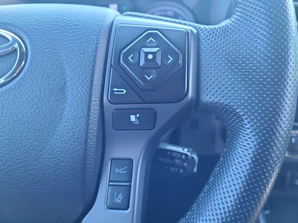 Toyota Tacoma 4WD SR Double Cab 5' Bed V6 AT (Natl) 2021