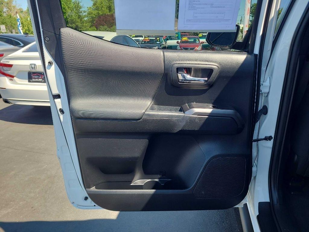 Toyota Tacoma 4WD SR Double Cab 5' Bed V6 AT (Natl) 2021