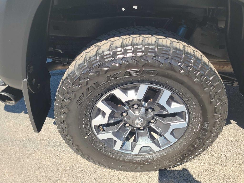 Toyota Tacoma 4WD SR Double Cab 5' Bed V6 AT (Natl) 2021