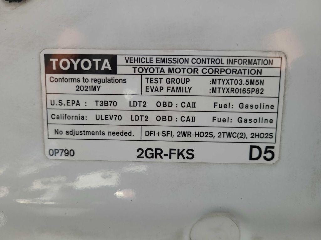 Toyota Tacoma 4WD SR Double Cab 5' Bed V6 AT (Natl) 2021
