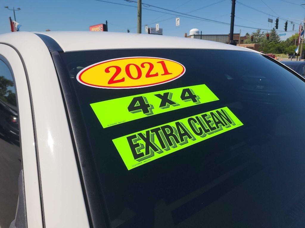 Toyota Tacoma 4WD SR Double Cab 5' Bed V6 AT (Natl) 2021