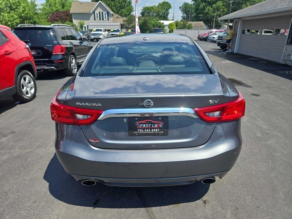 Nissan Maxima SV 3.5L 2018