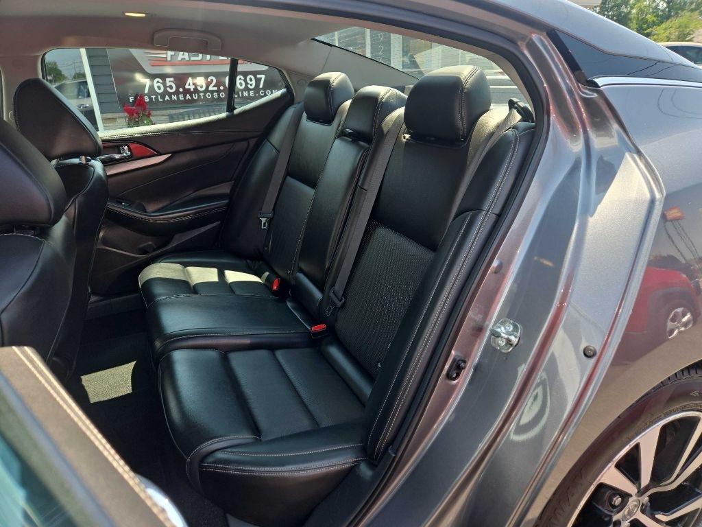 Nissan Maxima SV 3.5L 2018