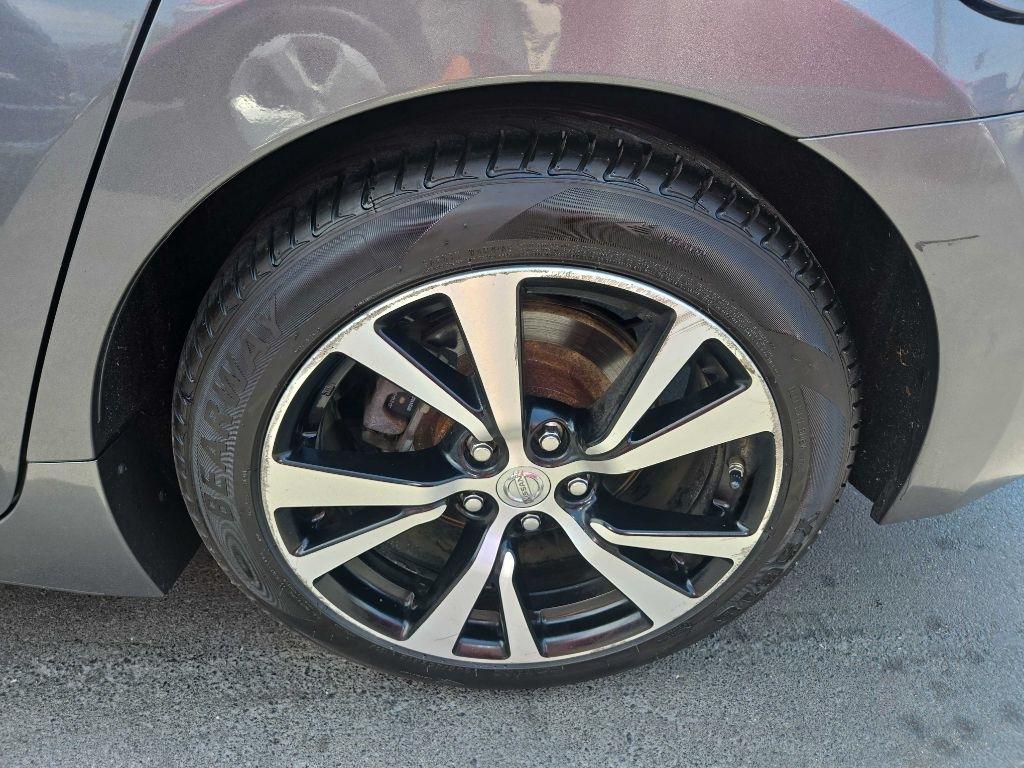 Nissan Maxima SV 3.5L 2018