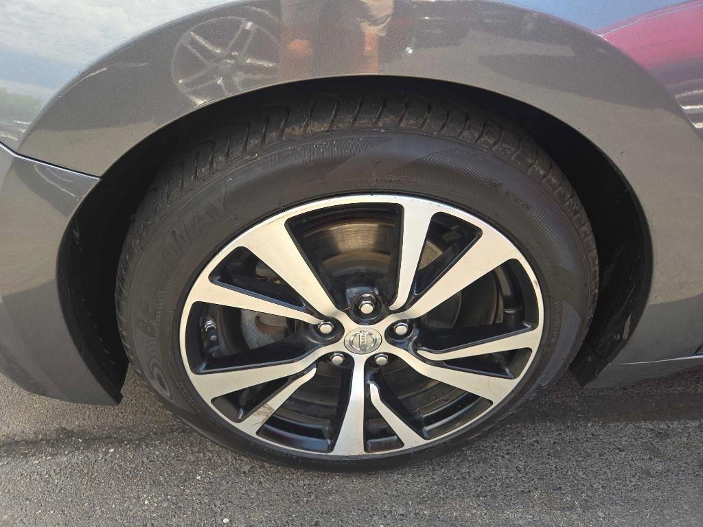 Nissan Maxima SV 3.5L 2018