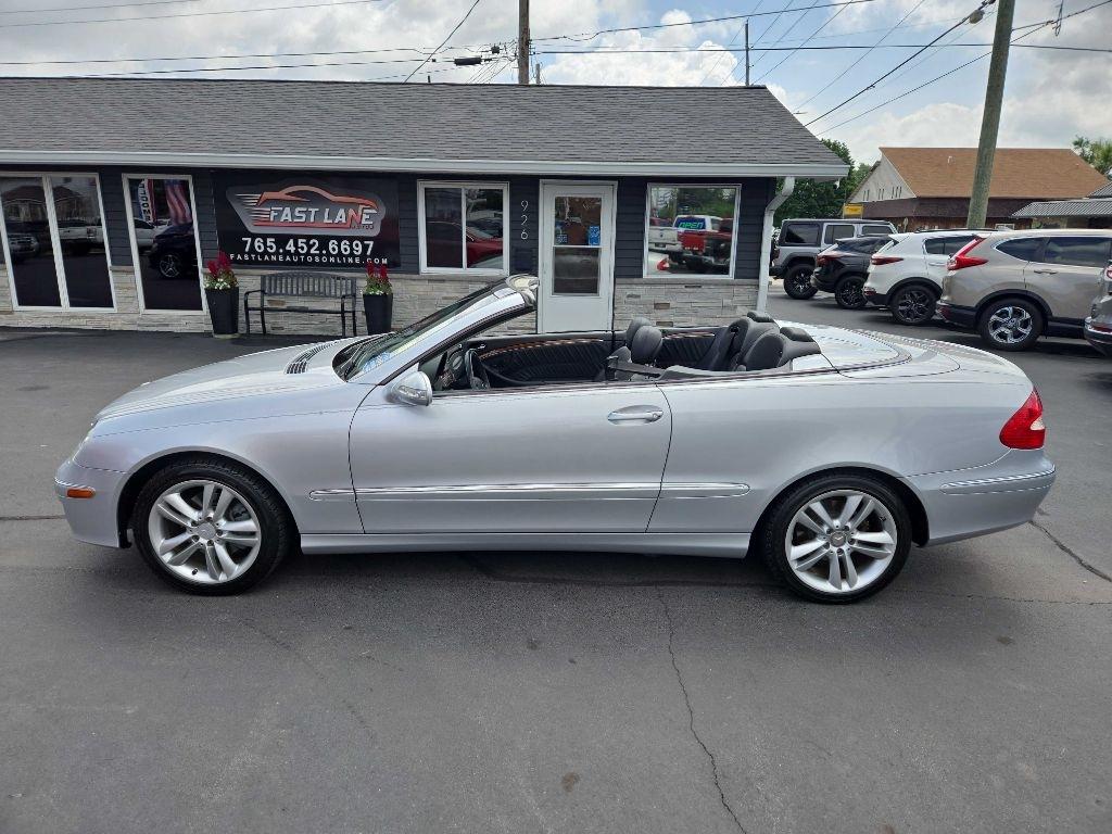 Mercedes-Benz CLK-Class 2dr Cabriolet 3.5L 2008
