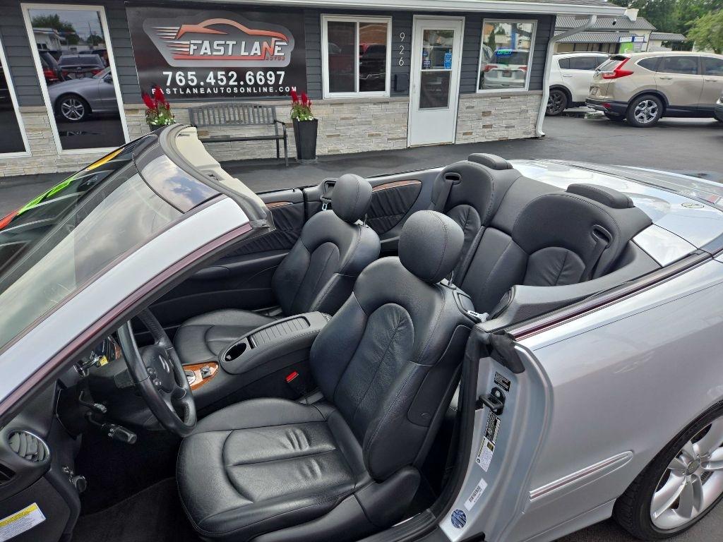 Mercedes-Benz CLK-Class 2dr Cabriolet 3.5L 2008