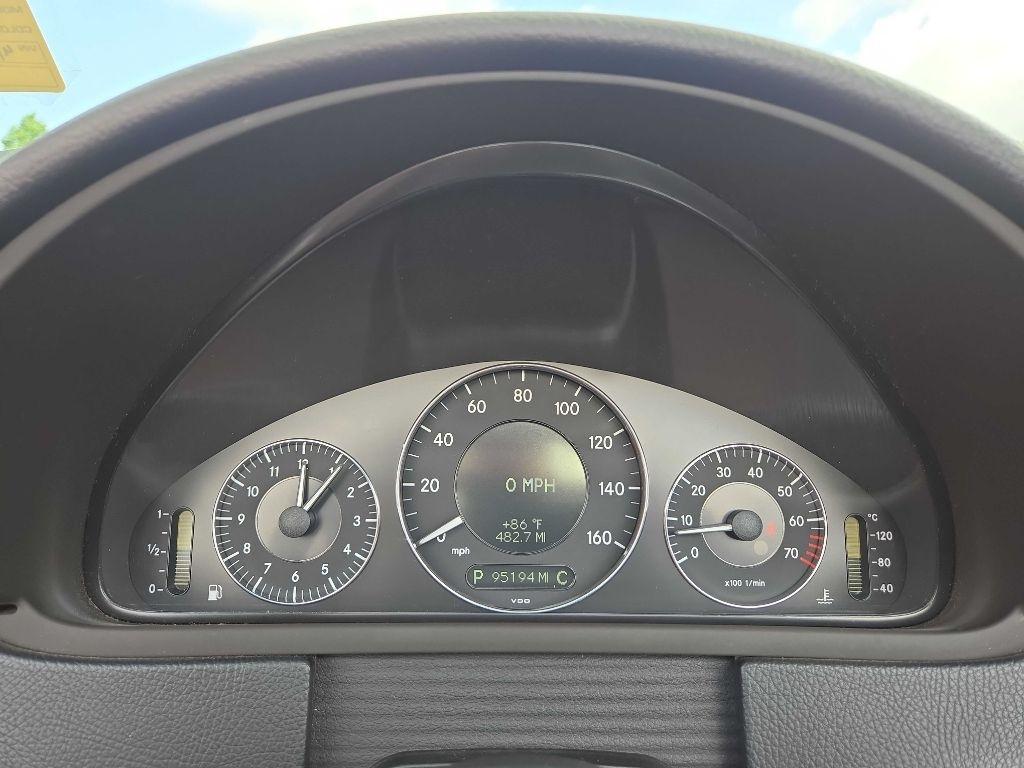 Mercedes-Benz CLK-Class 2dr Cabriolet 3.5L 2008