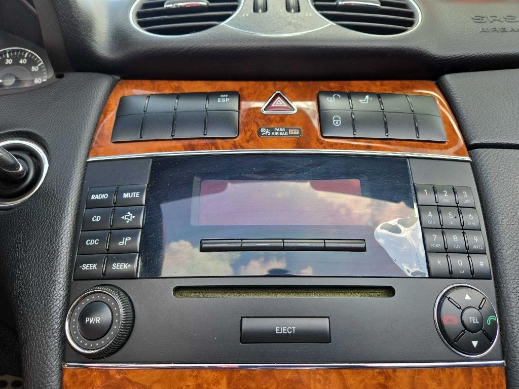 Mercedes-Benz CLK-Class 2dr Cabriolet 3.5L 2008