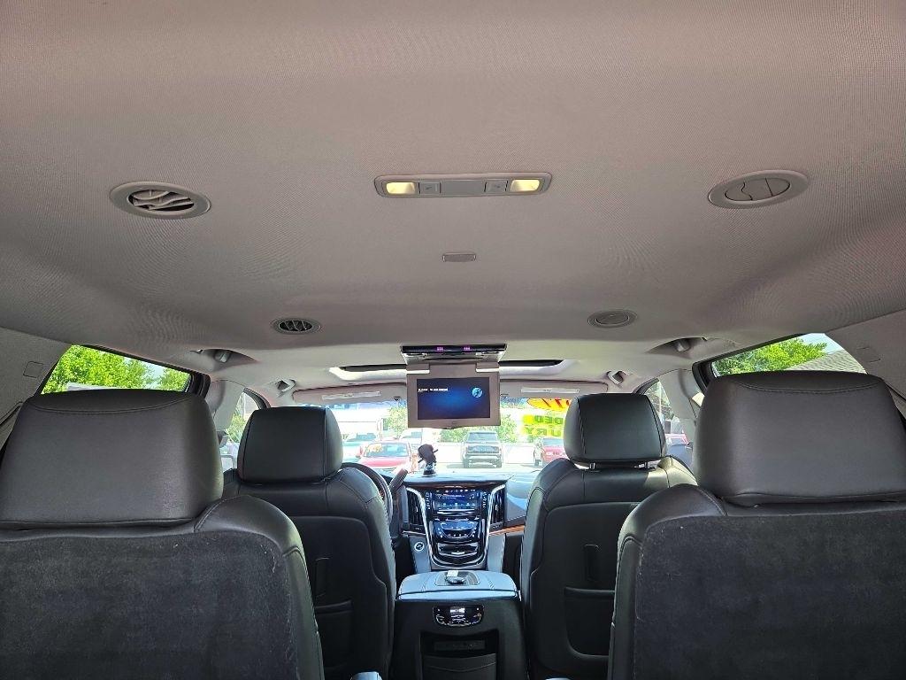Cadillac Escalade 4WD 4dr Premium Luxury 2017