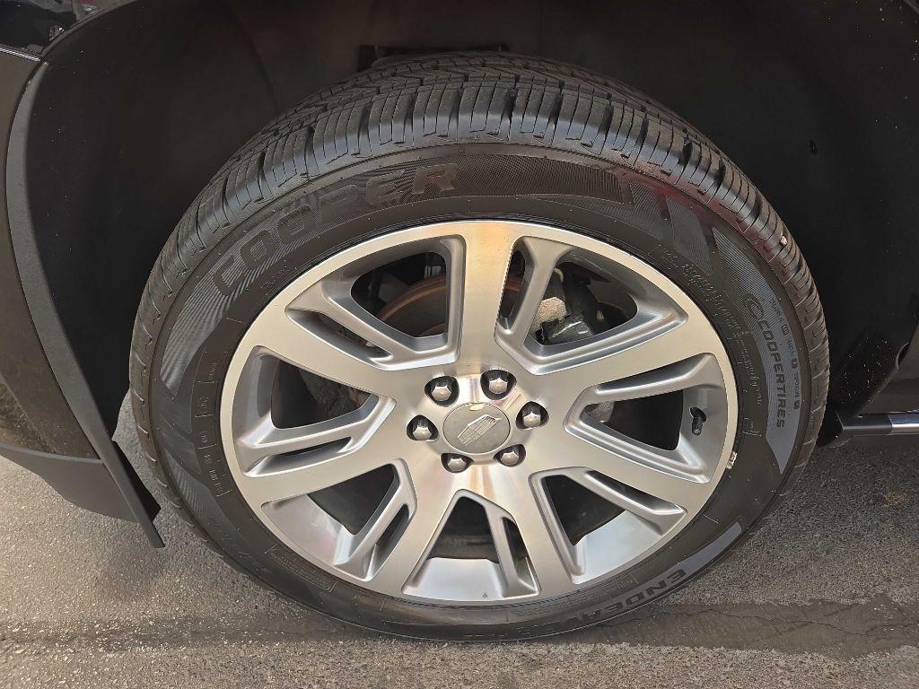 Cadillac Escalade 4WD 4dr Premium Luxury 2017