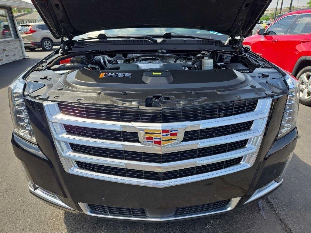 Cadillac Escalade 4WD 4dr Premium Luxury 2017