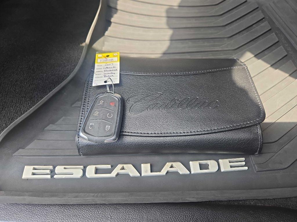 Cadillac Escalade 4WD 4dr Premium Luxury 2017