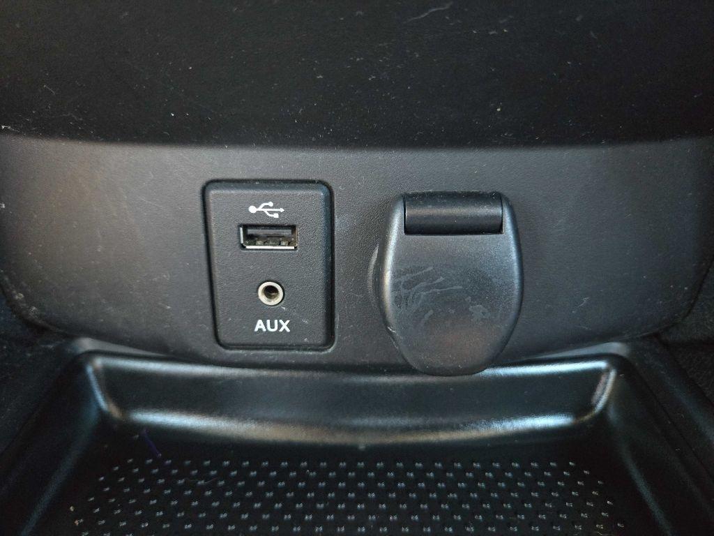 Nissan Rogue AWD 4dr SL 2015