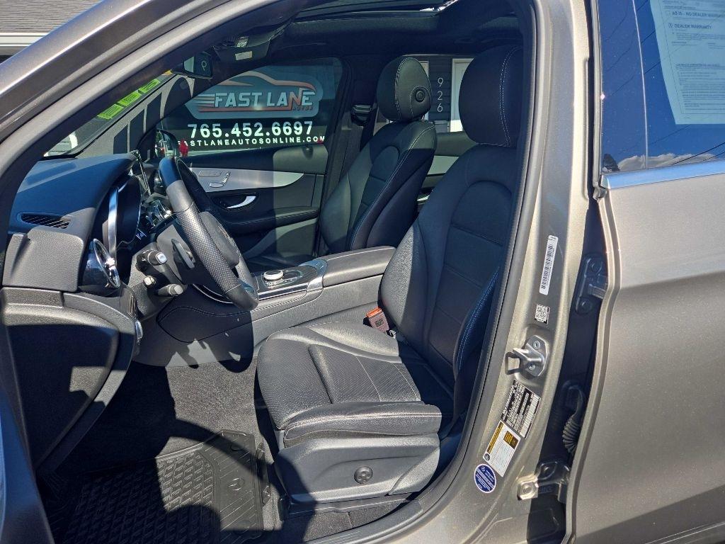Mercedes-Benz GLC GLC 300 4MATIC SUV 2019