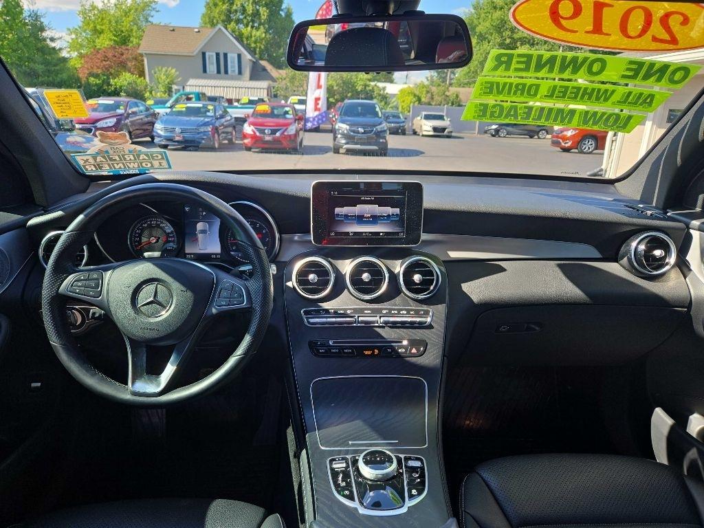 Mercedes-Benz GLC GLC 300 4MATIC SUV 2019