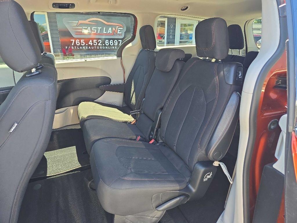 Chrysler Pacifica Touring Plus FWD 2018