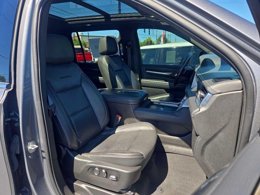 GMC Yukon XL 4WD 4dr Denali 2021