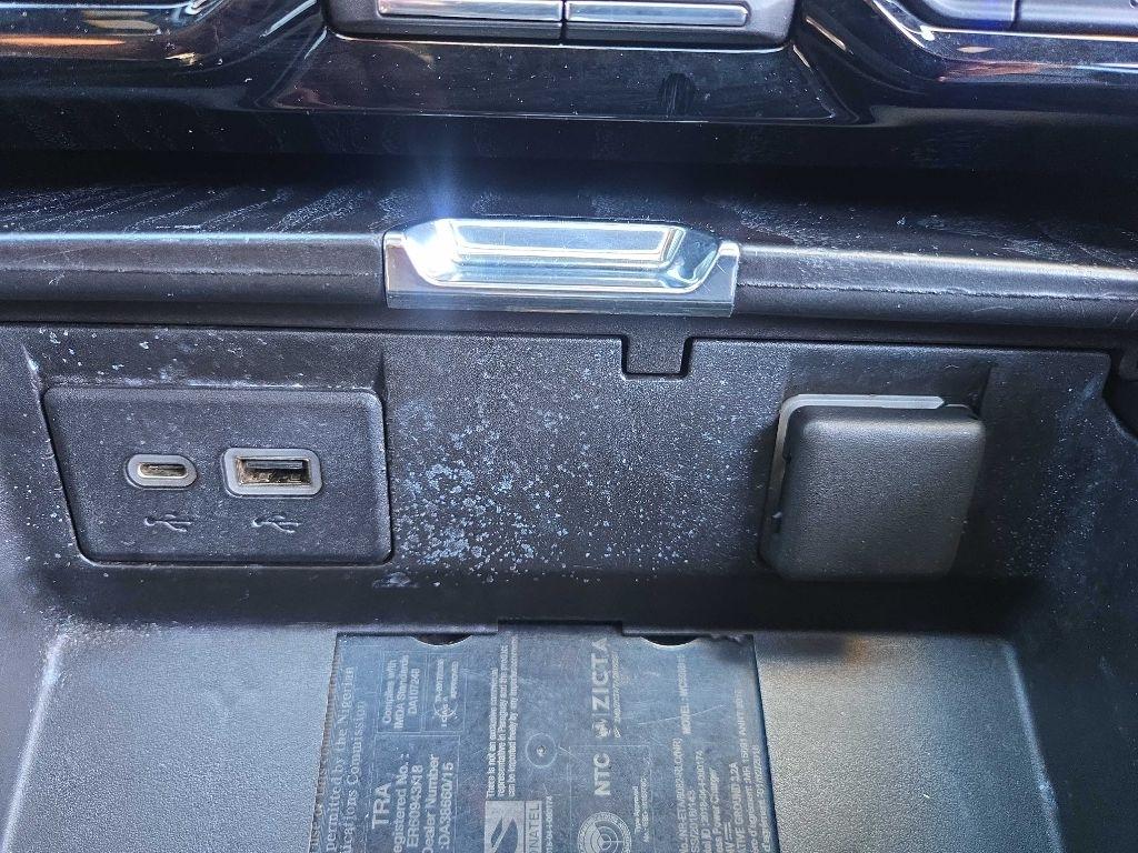 GMC Yukon XL 4WD 4dr Denali 2021