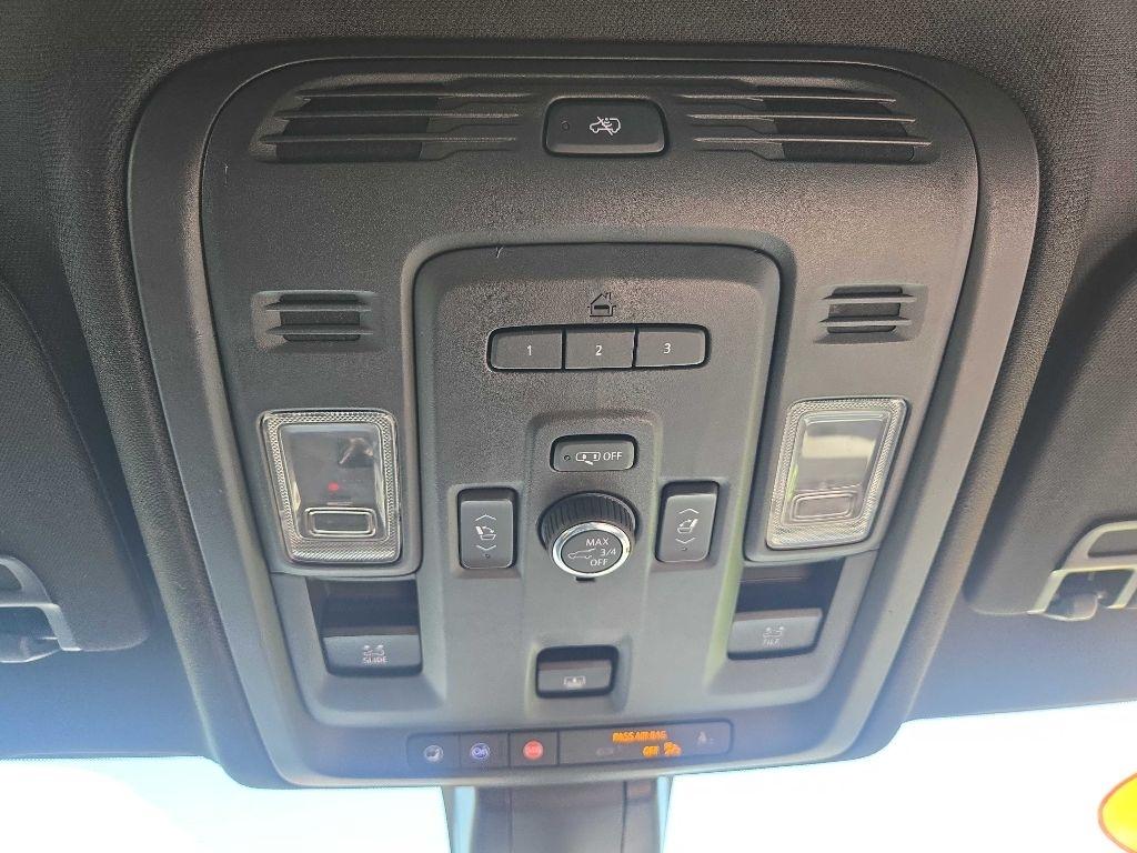 GMC Yukon XL 4WD 4dr Denali 2021
