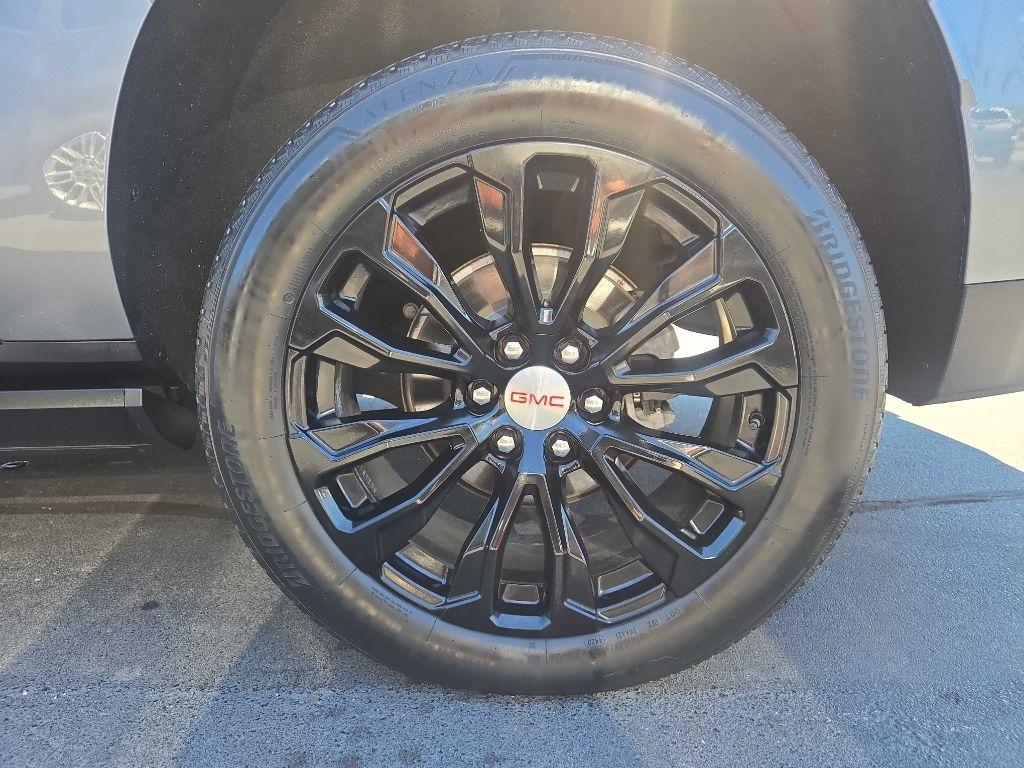 GMC Yukon XL 4WD 4dr Denali 2021