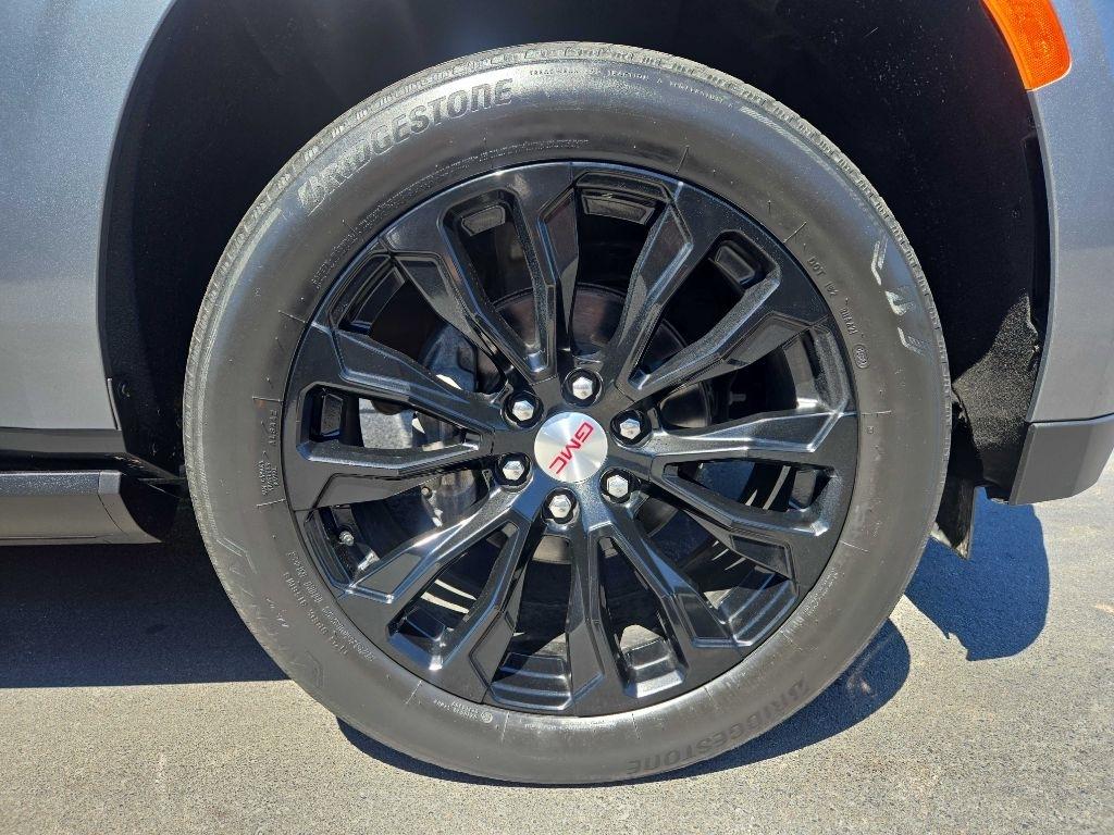 GMC Yukon XL 4WD 4dr Denali 2021