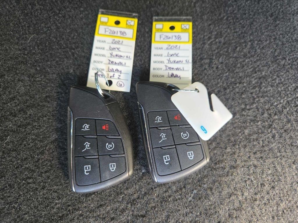 GMC Yukon XL 4WD 4dr Denali 2021