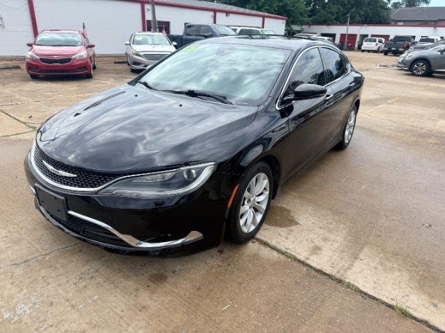 Chrysler 200  2015