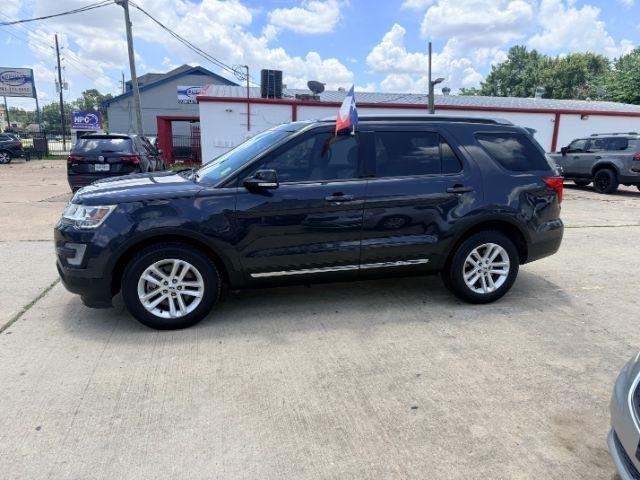 Ford Explorer  2017