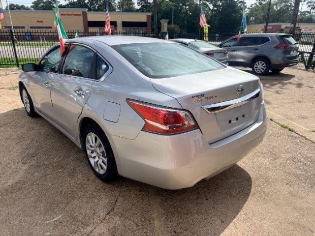 Nissan Altima  2015