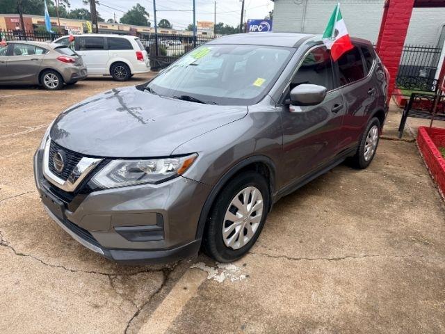 Nissan Rogue  2020