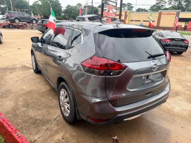 Nissan Rogue  2020