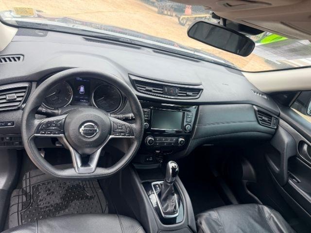 Nissan Rogue  2020