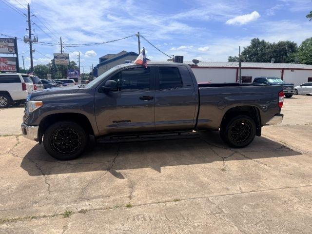 Toyota Tundra 2WD  2017