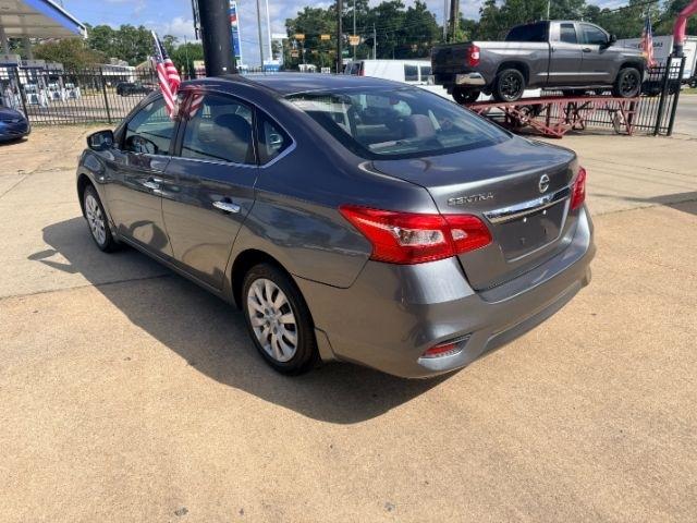 Nissan Sentra  2018