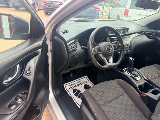 Nissan Rogue Sport  2017